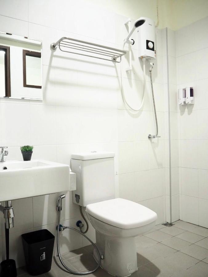 Bua House Poshtel Hotel Csiangmaj Kültér fotó